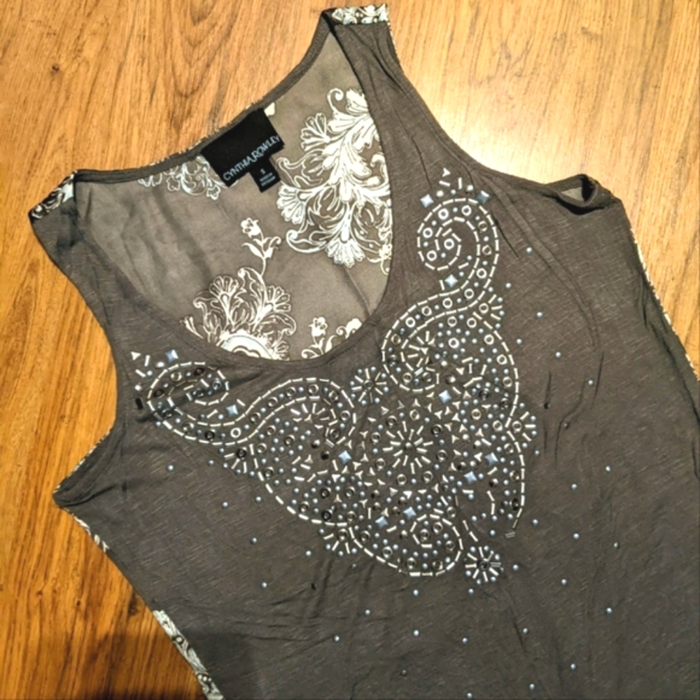 Cynthia Rowley Gray Tank Top Floral Paisley Design and Bling sz Small